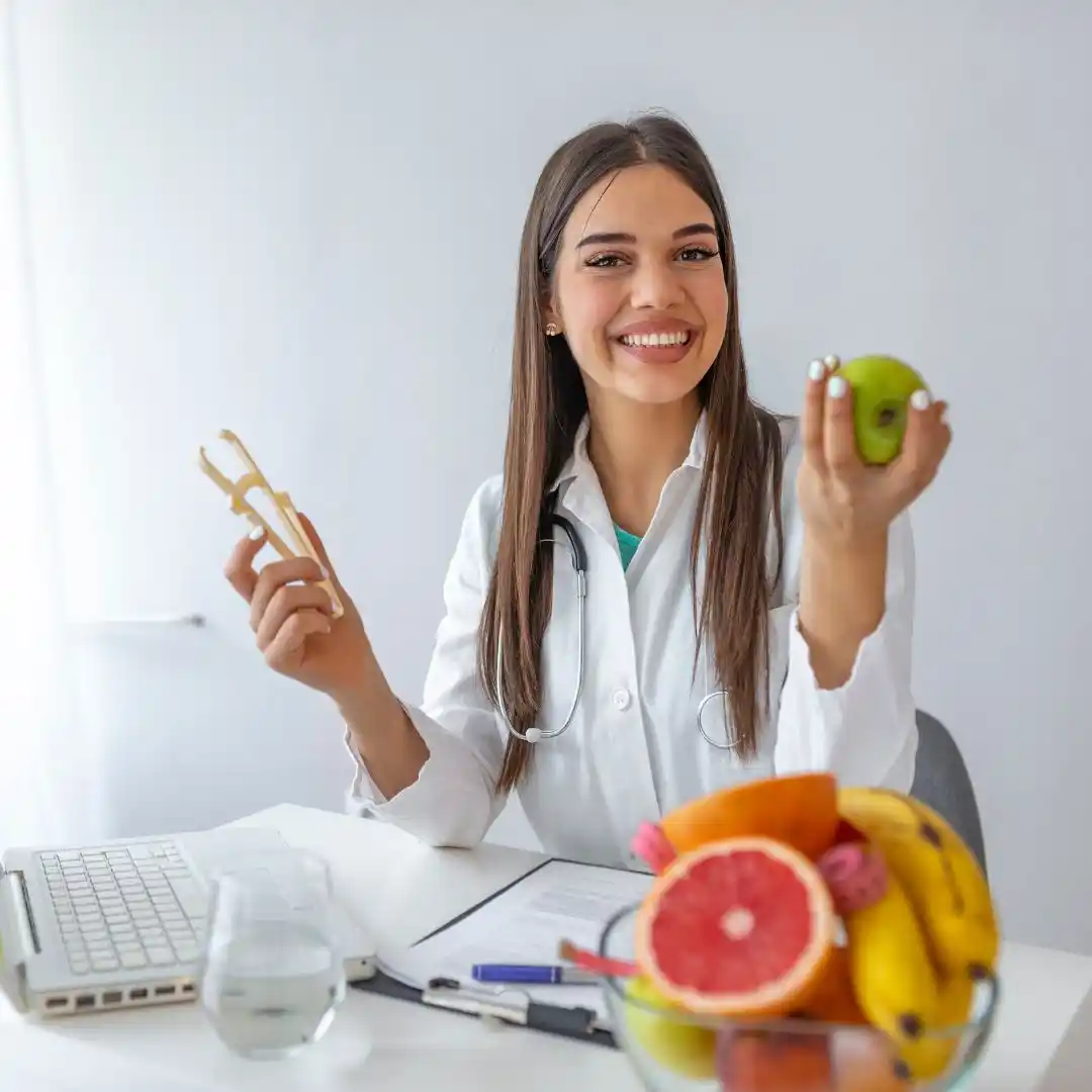 Dr. Elena Marinescu, Specialist în nutriție